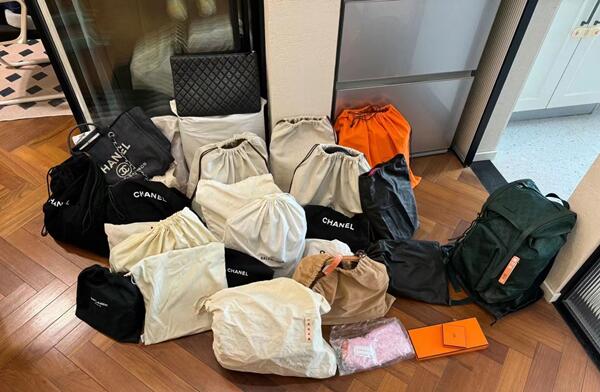 张家口回收奢侈品衣服.jpg